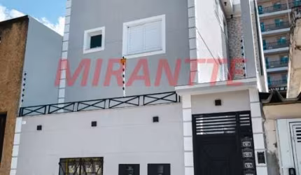 Apartamento de 42m² com 2 quartos em Parque Vitoria