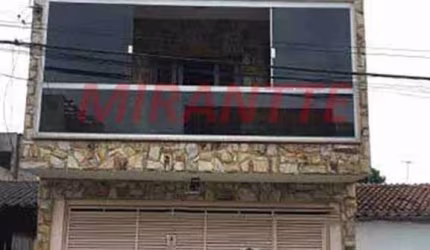 Sobrado de 200m² com 2 quartos em Conjunto Marcos Freire