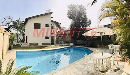 Sobrado de 407m² com 4 quartos em Serra da Cantareira