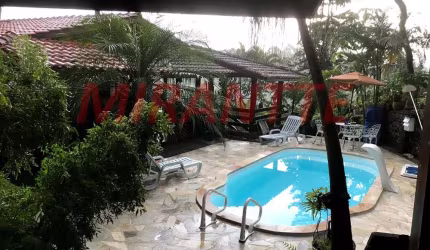Casa terrea de 300m² com 3 quartos em Serra da Cantareira
