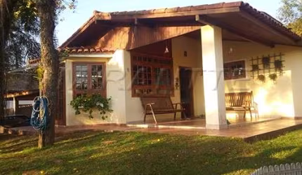 Casa terrea de 270m² com 2 quartos em Serra da Cantareira