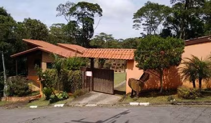 Casa terrea de 380m² com 3 quartos em Serra Da Cantareira