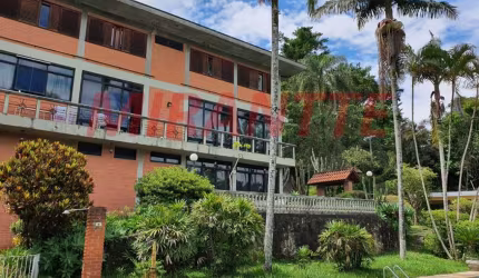Sobrado de 1000m² com 10 quartos em Serra Da Cantareira