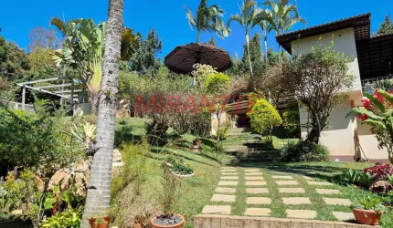 Casa terrea de 800m² com 3 quartos em Serra Da Cantareira