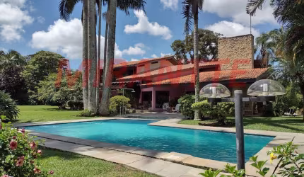 Sobrado de 620m² com 5 quartos em Serra Da Cantareira