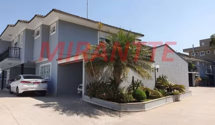 Sobrado de 220m² com 3 quartos em Tremembe