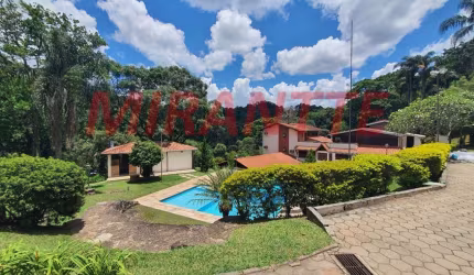Chácara de 900m² com 12 quartos em Serra Da Cantareira