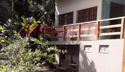 Sobrado de 250m² com 3 quartos em Serra da Cantareira