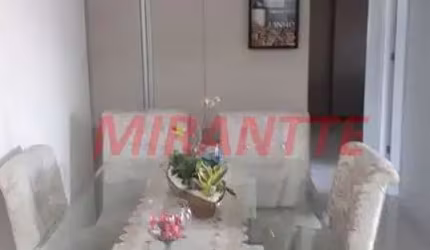 Apartamento de 68m² com 2 quartos em Pari
