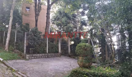Sobrado de 156m² com 2 quartos em Serra da Cantareira