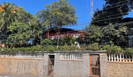 Casa terrea de 380m² com 4 quartos em Tremembe