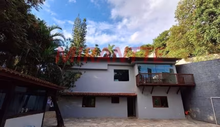 Sobrado de 230m² com 3 quartos em Roseira