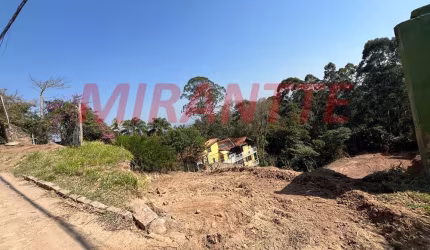 Terreno em Alpes de Caieiras
