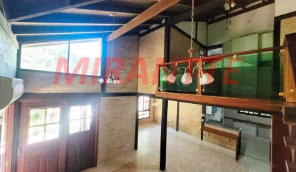 Sobrado de 290m² com 4 quartos em Serra Da Cantareira