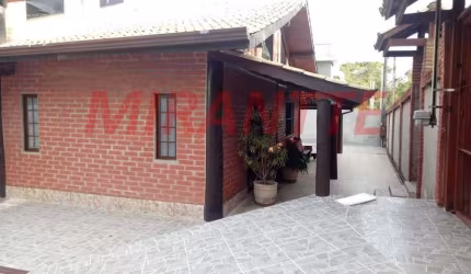 Cond. fechado de 305.85m² com 3 quartos em Barreiro