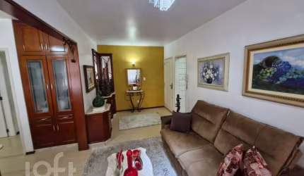 Apartamento à venda em Centro com 69 m², 3 quartos