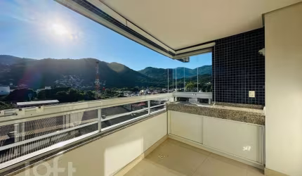 Apartamento à venda em Saco Grande com 79 m², 2 qu