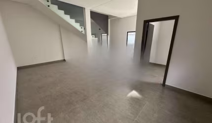 Casa à venda em Córrego Grande com 142 m², 3 quart