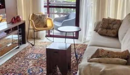 Apartamento à venda em Agronômica com 130 m², 4 qu