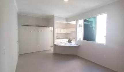Apartamento 2 dormitórios à venda no Centro