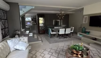 Casa de 3 dormitórios à venda no Córrego Grande