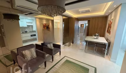 Apartamento à venda em Canto com 117 m², 3 quartos