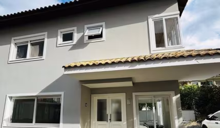 Casa à venda em Porto da Lagoa com 164 m², 4 quart