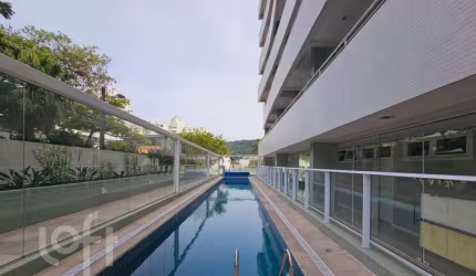 Apartamento à venda em Itacorubi com 69 m², 1 quar
