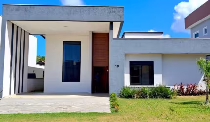 Casa de 4 dormitórios à venda - Rio Vermelho