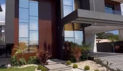 Casa à venda em Ingleses com 225 m², 4 quartos, 4