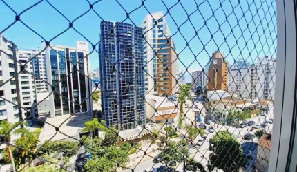 Apartamento à venda em Centro com 62 m², 2 quartos