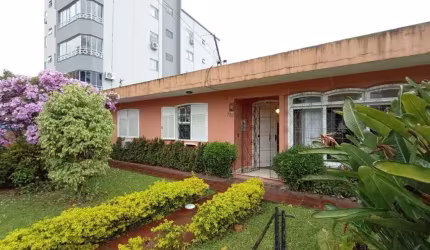 Casa de 3 dormitórios à venda Saco dos Limões