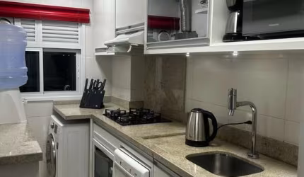 Apartamento de 2 dormitórios no Saco dos Limões