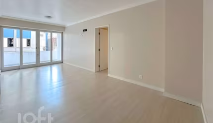 Apartamento à venda em Centro com 121 m², 3 quarto