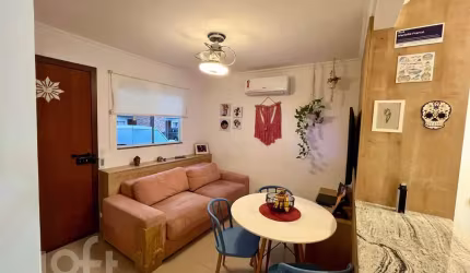 Casa à venda em Campeche Central com 62 m², 2 quar