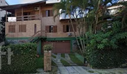 Casa à venda em João Paulo com 350 m², 6 quartos,