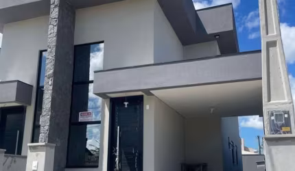 Casa à venda em Ressacada com 131 m², 3 quartos, 1