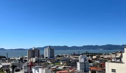 Apartamento à venda em Barreiros com 97 m², 3 quar