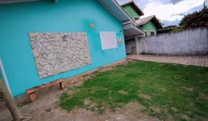 Casa de 3 dormitórios à venda no Morro das Pedras