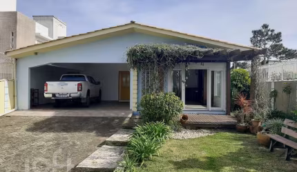 Casa à venda em Morro das Pedras com 167 m², 3 qua