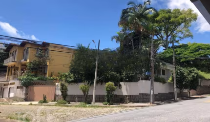 Casa à venda em Canto com 396 m², 4 quartos, 2 vag