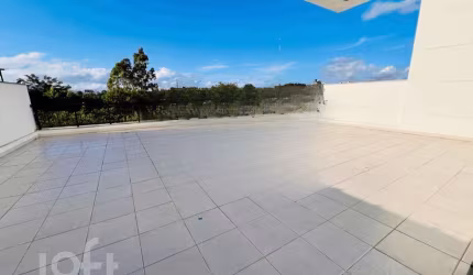 Apartamento à venda em Abraão com 198 m², 2 quarto