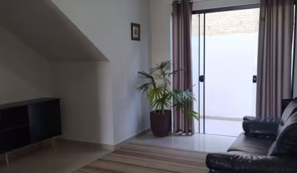 Apartamento de 2 dormitórios à venda no Campeche