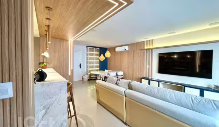 Apartamento à venda em Jurere Leste com 152 m², 3