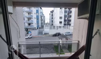 Apartamento à venda em Abraão com 159 m², 4 quarto