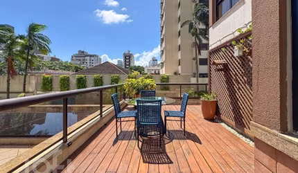 Apartamento à venda em Centro com 325 m², 4 quarto