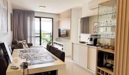 Apartamento à venda em Itacorubi com 80 m², 3 quar