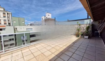 Apartamento à venda em Coqueiros com 251 m², 3 qua