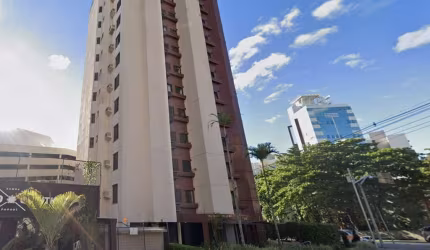 Apartamento de 4 dormitórios para locação - Centro