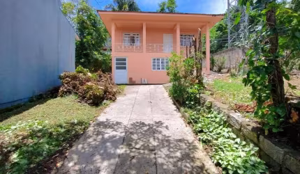Casa de 2 dormitórios no Rio Tavares